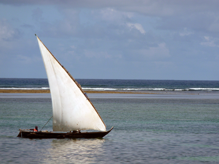 traditionele-zeilboot-kenisa