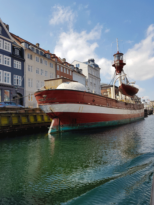 Kopenhagen vanaf het water rondvaartboot