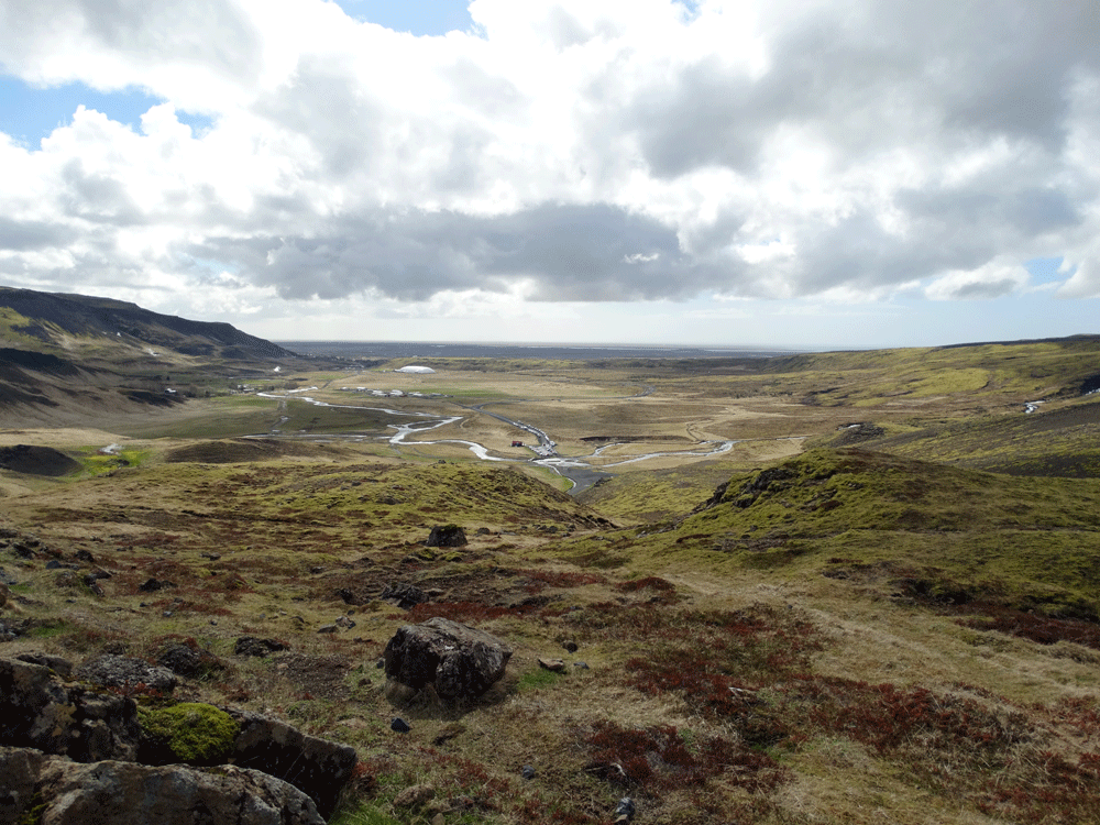 Uitzicht over de Reykjadalur vallei IJsland