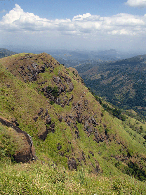 Little Adam's peak in Ella Sri Lanka