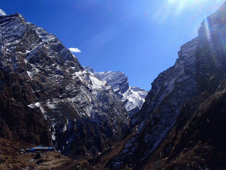 Trekking door de Himalaya naar het Annapurna Basecamp