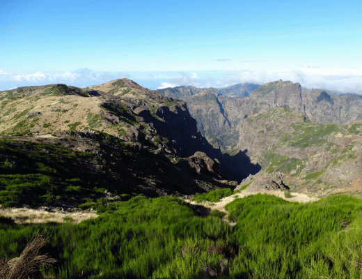 Uitzicht over de bergen van Madeira Portugal